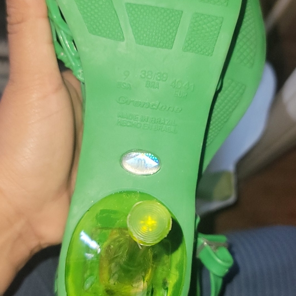 Melissa + Campana green zig zag high heels - Picture 7 of 9